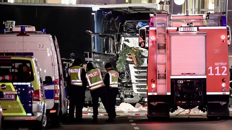 Броят на жертвите в Берлин вече е 12