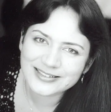 Композиторката на „Карибски пирати" записва с Любо Денев-син