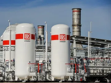 Лукойл: Не продаваме горива на Марешки