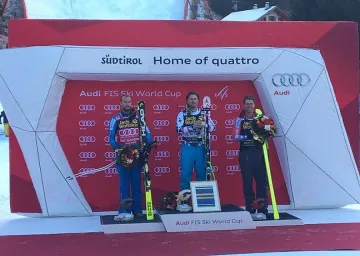 Австриец спечели изненадващо спускането на Саслонг