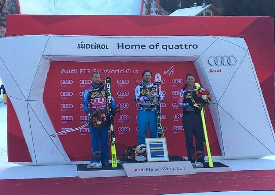 Австриец спечели изненадващо спускането на Саслонг