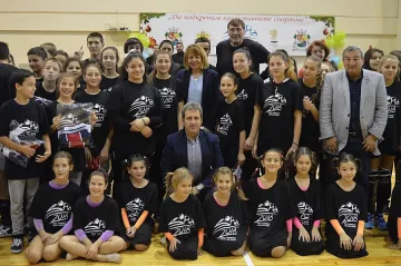 „Да подкрепим колективните спортове" в "Арена Армеец"