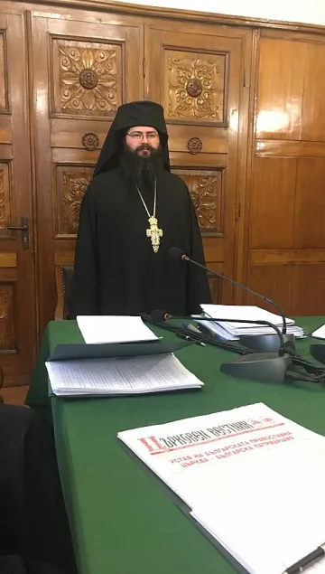 Ръкополагат нови епископи