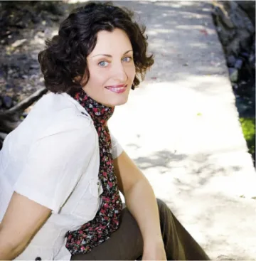 Изабела Шопова: В Антарктида всеки намира себе си и Бог