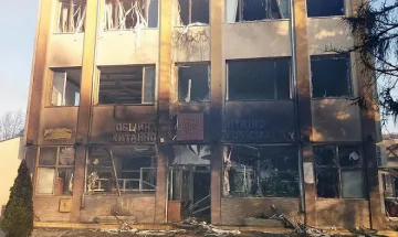 Спряха тока в Хитрино, за да местят цистерните