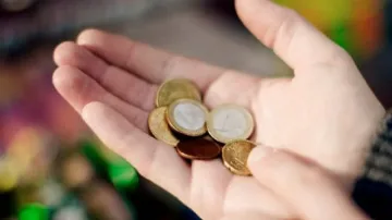 Българите работят за 1,7 евро на час