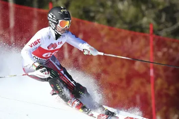 Вера Асенова четвърта на GS в Италия