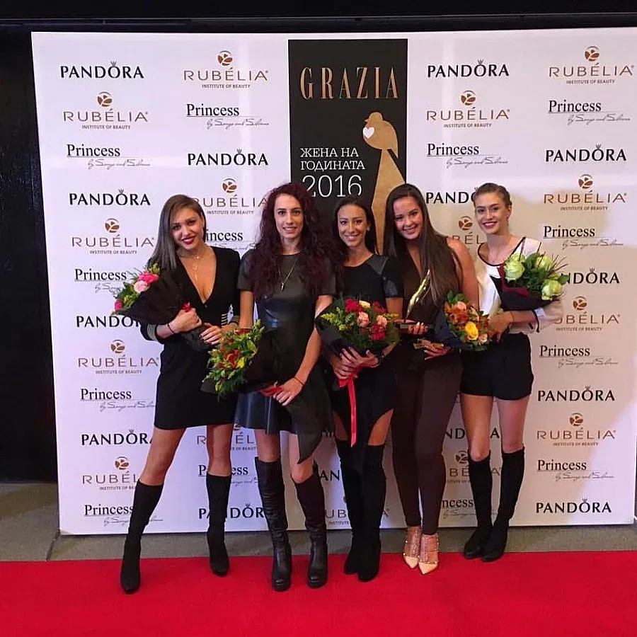 Грациите - Жени на годината