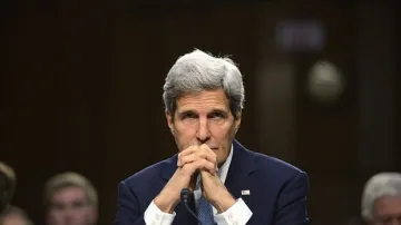 Джон Кери на прощална обиколка в Европа