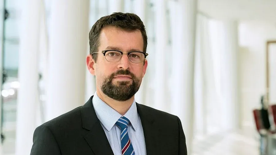 Saxo Bank: 1 долар = 1 евро през 2017 г.