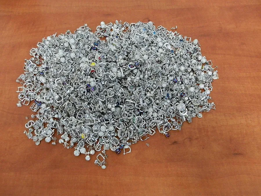 Контрабандно злато в обувка