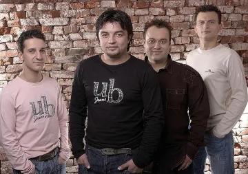 Искрен Пецов и "Латинопартизани" черпят за ЧРД