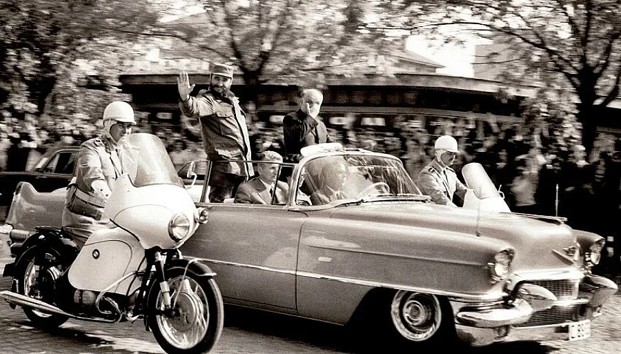 Фидел изправя на нокти УБО