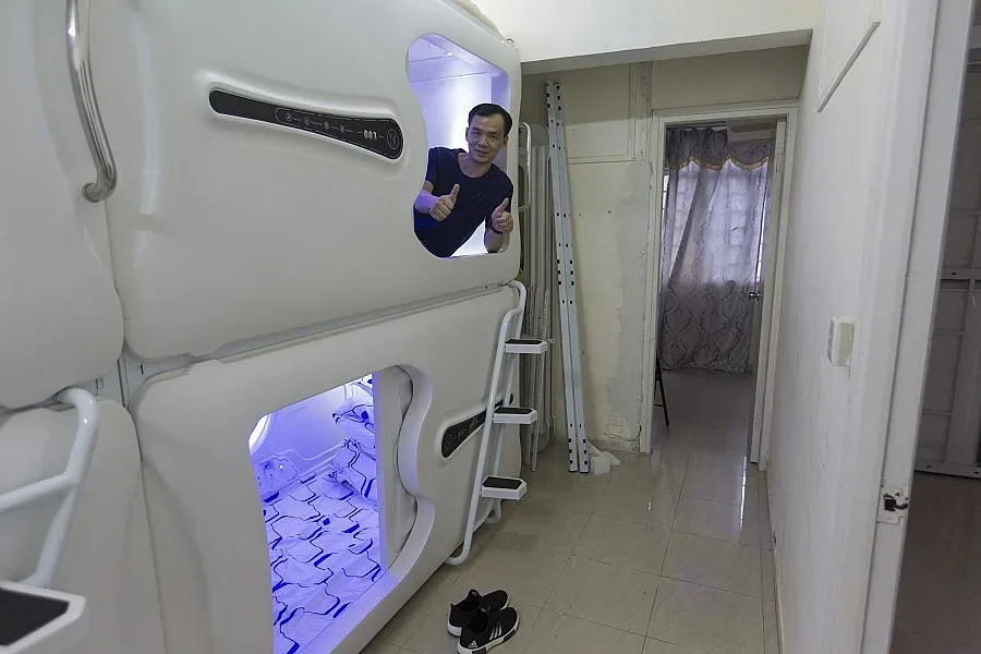 В Китай спят в „капсули" срещу $490