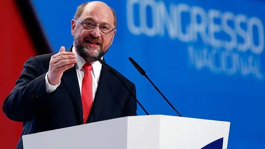 Мартин Шулц иска да обсъди мигрантите с Румен Радев