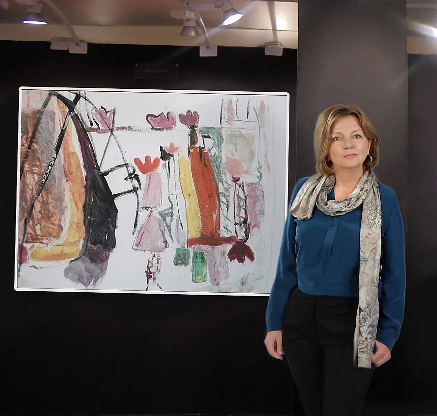 Антоанет Тончева впечатли с техно стил в Лувъра