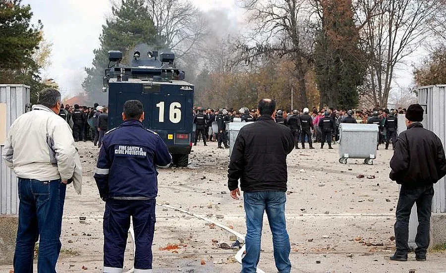 Напрежението в бежанския лагер в Харманли отново ескалира