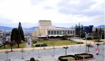 Кърджалийският театър подготвя богат Коледен афиш