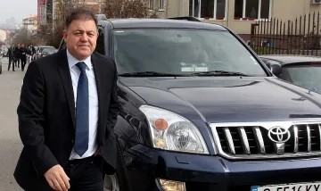 Ненчев си тръгна от следствието с призовка за МиГ-овете (ОБНОВЕНА)