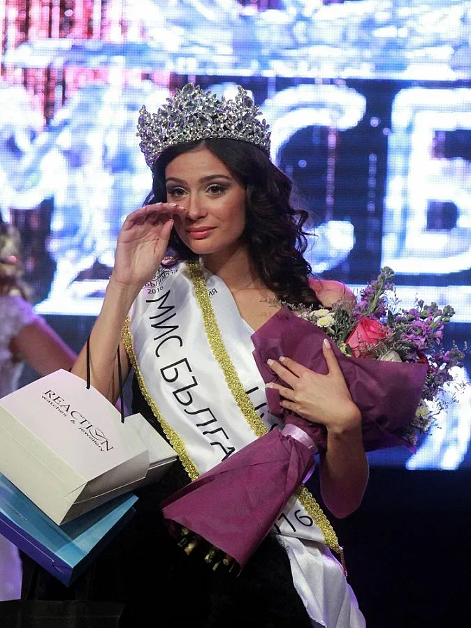 Гимнастичка с две дипломи стана "Мис България"