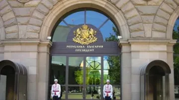 Плевнелиев се среща утре с ДПС и РБ