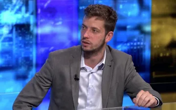 Оставката като излизане от криза