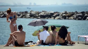 Глоба до 10 хил. лв. за бариера на плажа