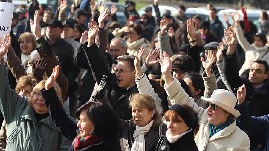Учени от БАН отново на протест