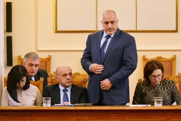 Парламентът гласува оставката на кабинета "Борисов" 2
