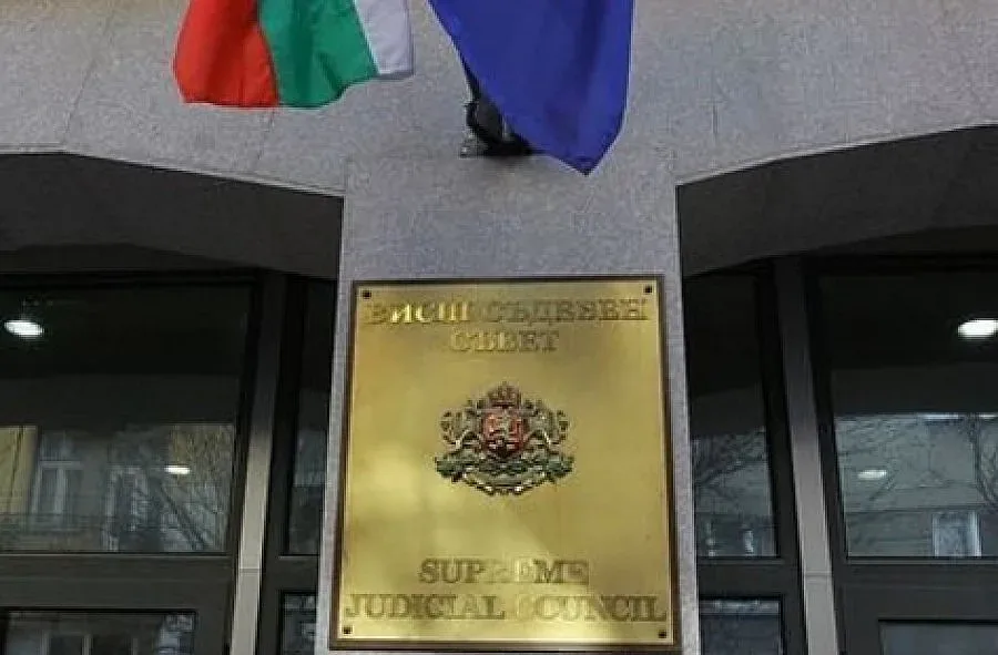 Съдии и прокурори тестват дистанционото гласуване