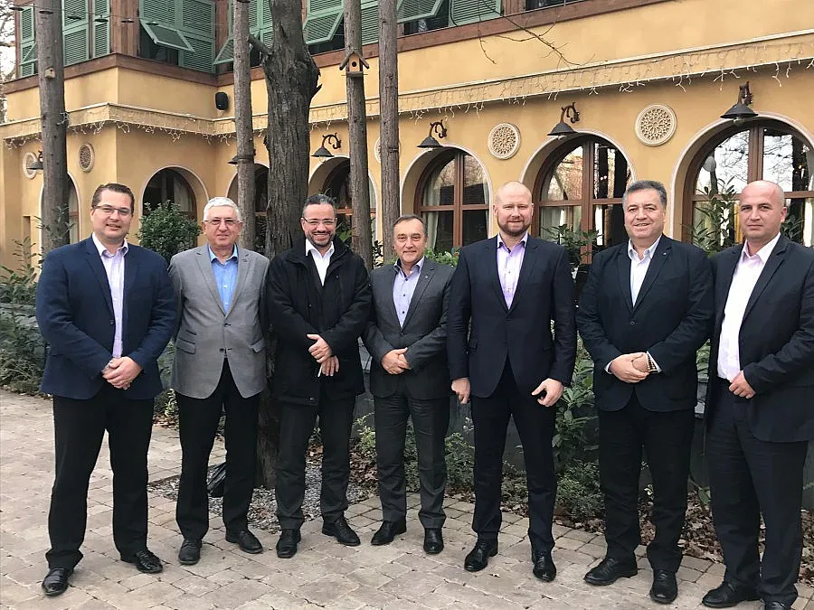 ЧЕЗ продължава сътрудничеството с Камарата на строителите