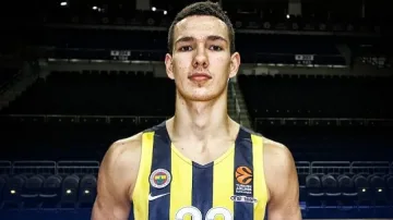 Йордан Минчев дебютира в Евролигата