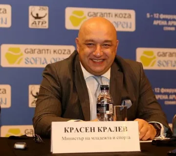 Красен Кралев уреди финансиране за 21 бази