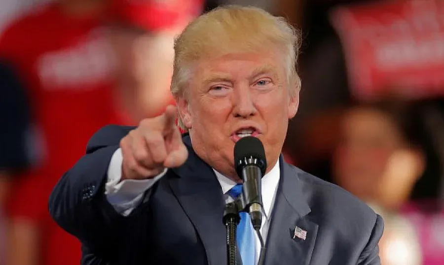 Обран и Дутерте първи поздравиха новия президент на САЩ