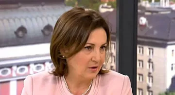 Бъчварова: Радев е новак, а Цачева държавник