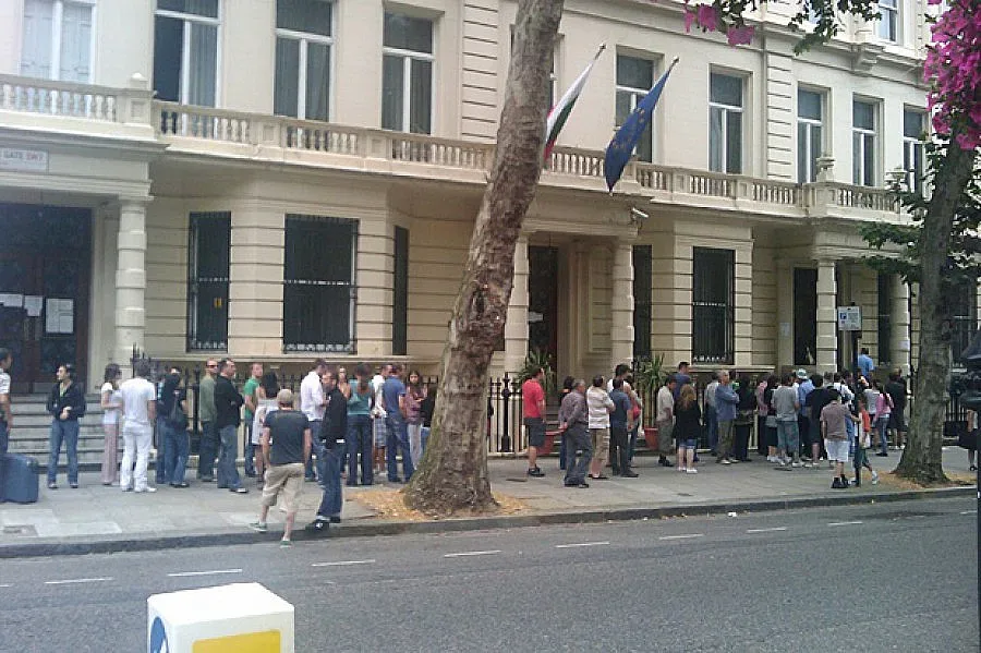 Българи в чужбина: Унизиха ни за една бюлетина