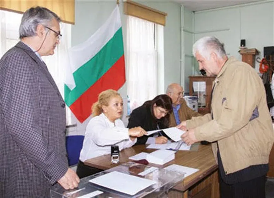 Патриотите искат спиране на гласуването в Турция