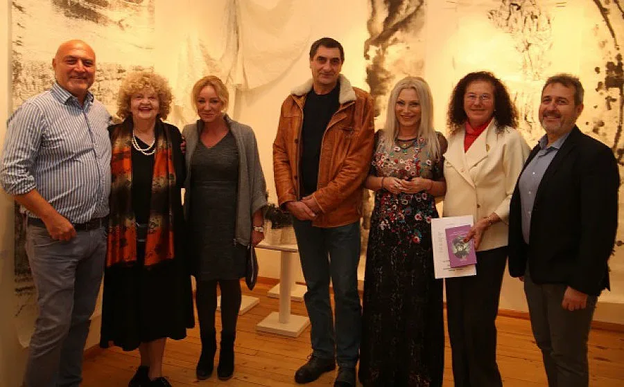 Нова книга събра олимпийски шампиони