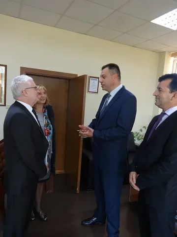 Посланик хареса Пиринския край за инвестиции