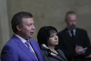 Сделка с Русия ни спести лихвите за "Белене" (ОБЗОР)