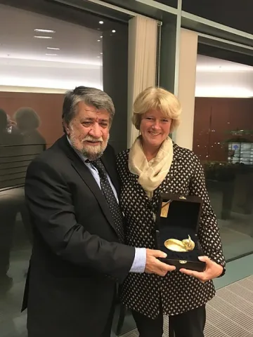 Вежди Рашидов:  Ателието ме спасява