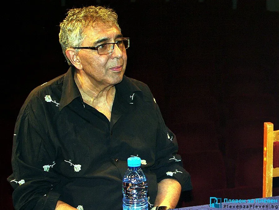 Отиде си Александър Ткачов