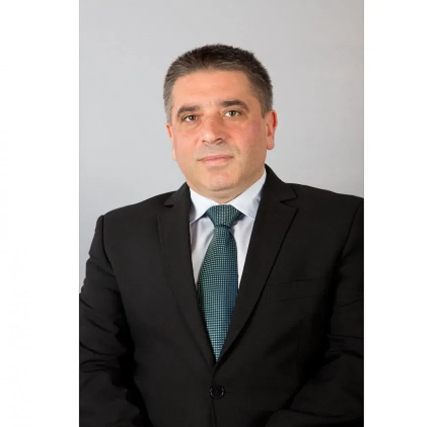 Стига компромиси с малките партньори