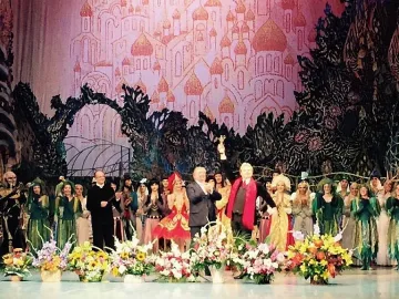 Посланика на Русия се качи на оперната сцена