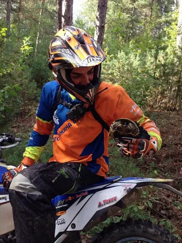 Адреналин с ендуро мотори в Банско