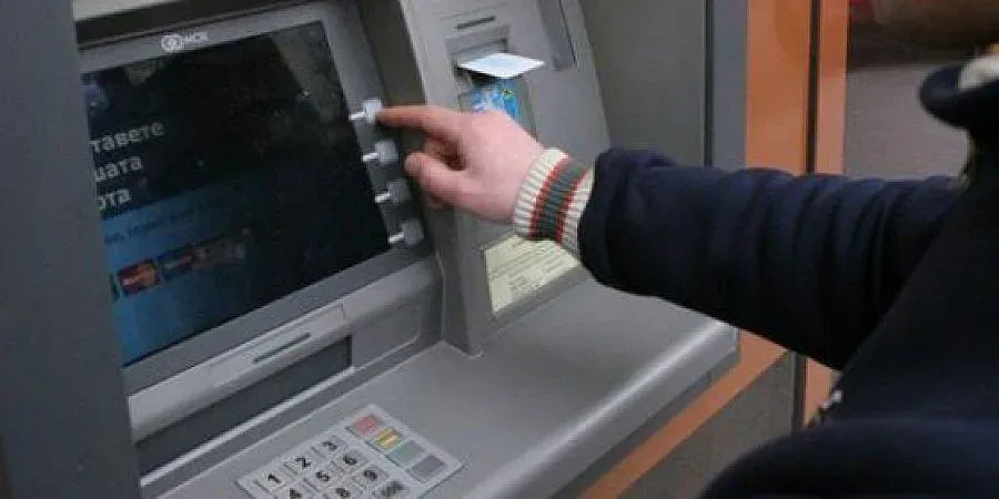 Плащаме до 22 ст. за теглене от банкомат