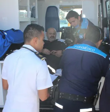 Мексиканският флот спаси ранен български моряк