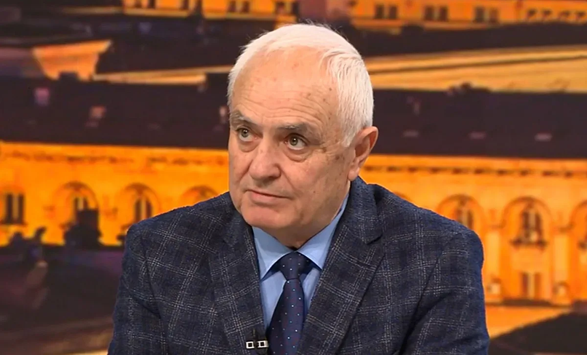 Исторически момент! Военният министър с новини за изтребителите F-16