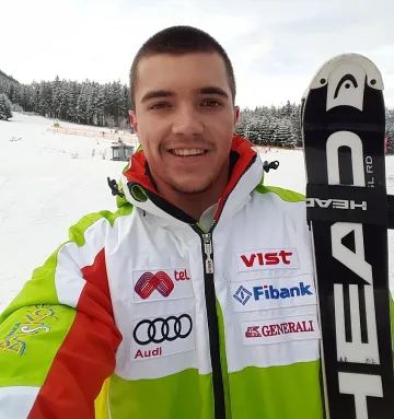 Алберт Попов се завръща в световната купа по ски