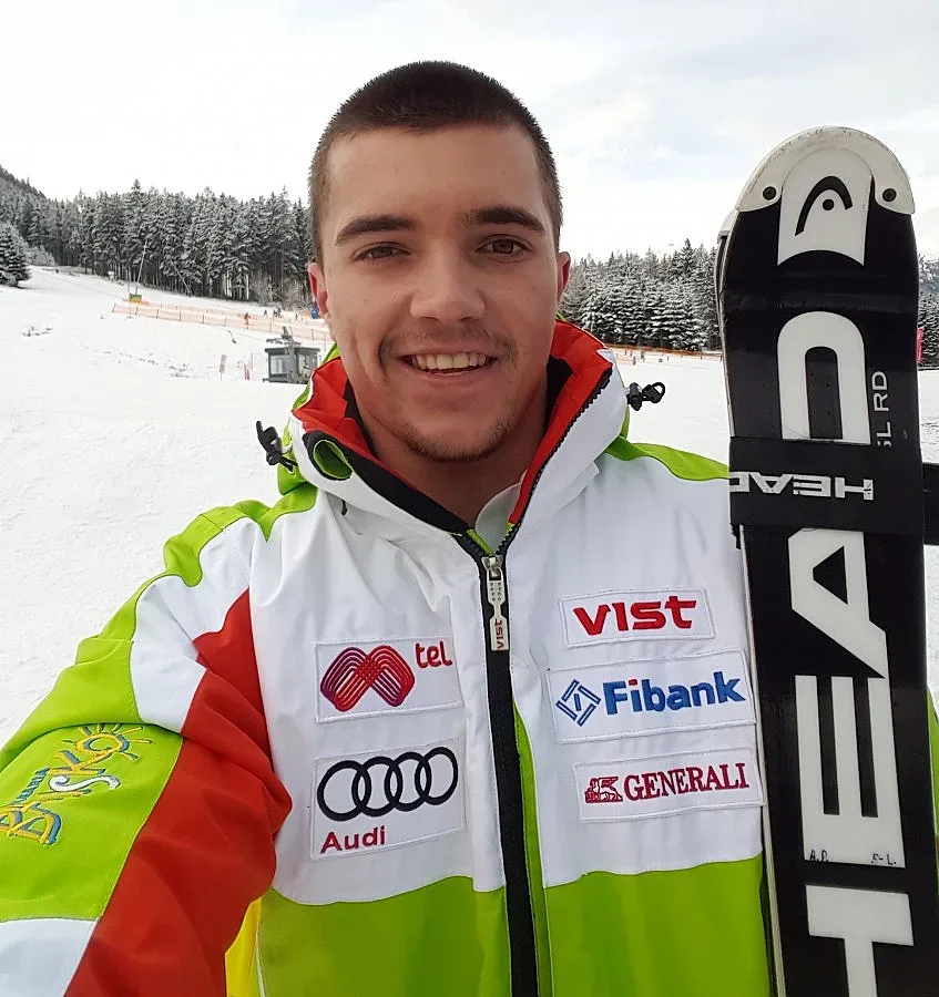 Алберт Попов се завръща в световната купа по ски